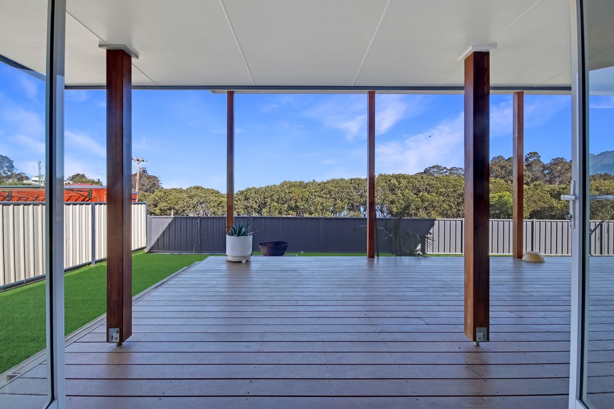 72 Fishermans Crescent, North Narooma