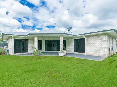 4 Wooraka Street, Rochedale South