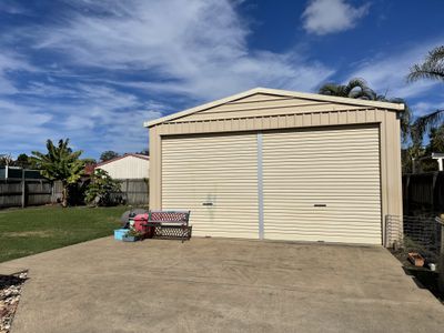 9 Vicki Parade, Torquay