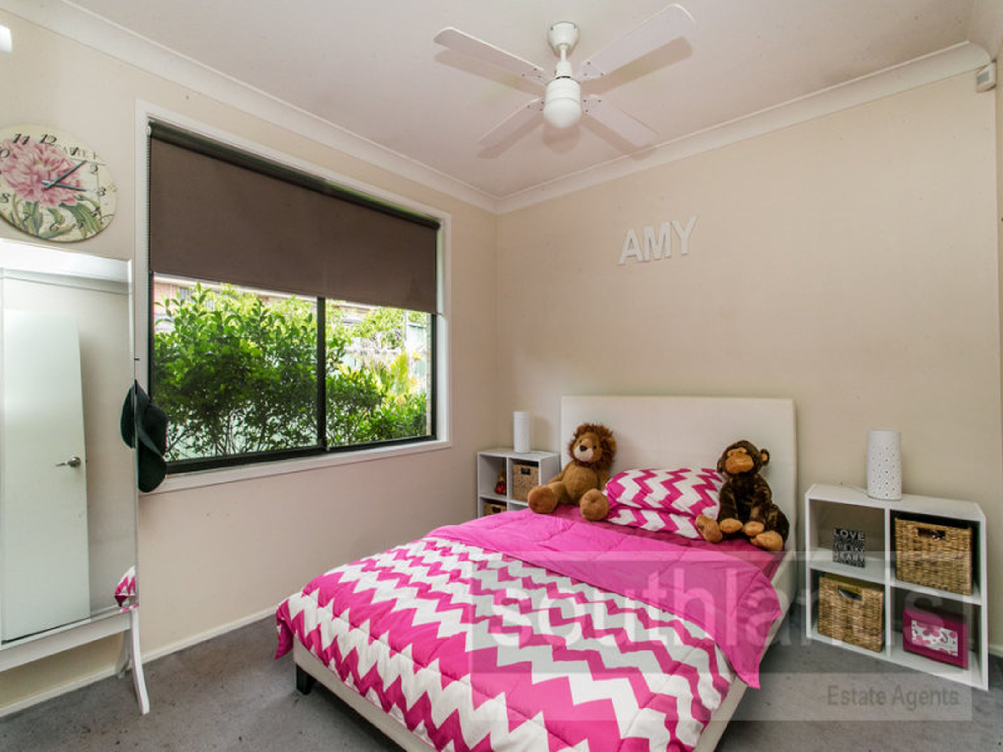 5 Yenna Place, GLENMORE PARK