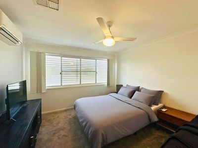 2 / 5 Rose Street, Moranbah