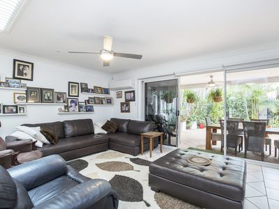 6 'AEGEAN' / 100 Cotlew Street East, Southport