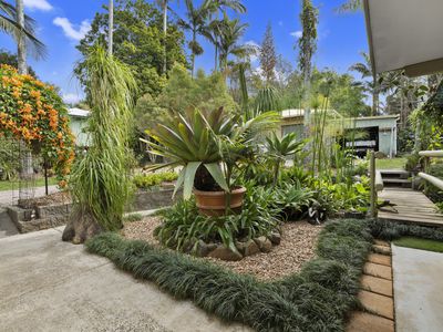 35 Romar Road, Glass House Mountains