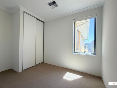 9 Peregrine Road, Eglinton