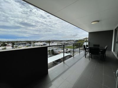 06 / 104-106 Central Lane, Gladstone Central