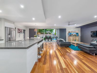 85 Feathertail Place, Wakerley