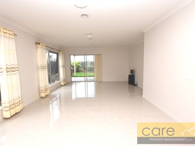 18 Arbourlea Boulevard, Cranbourne North