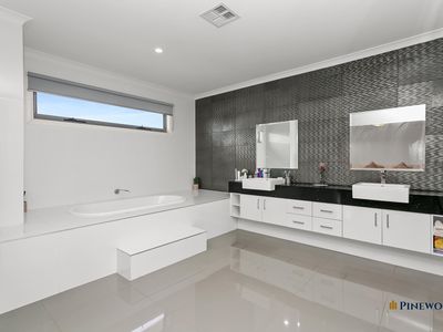 49 Herlitz Drive, Epping