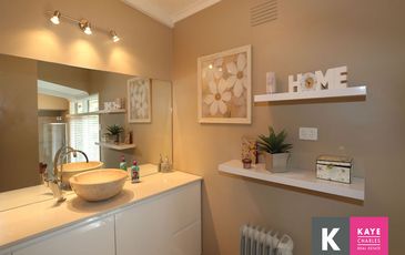 4 Paul Grove, Beaconsfield Upper