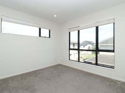 5C Devon Road, Bucklands Beach