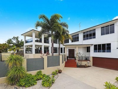 10 Crystal Waves Place, Alexandra Headland