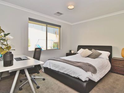 42 Lionel Parade , Baldivis