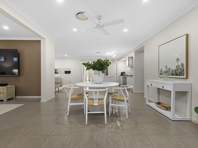 6 Brush Box Place, Wakerley