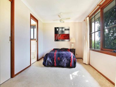 3 Fir Crescent, Albion Park Rail