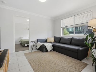 2 / 45 Thorn Street, Kangaroo Point