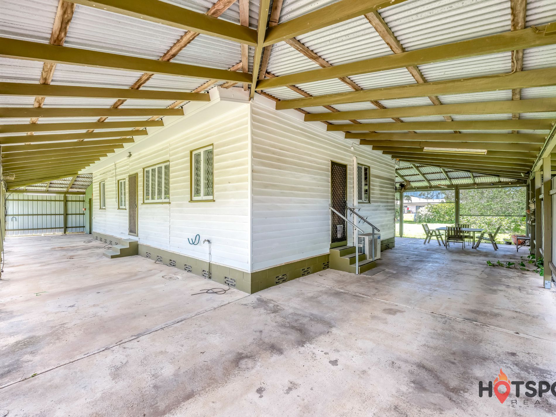 19C Low Street, Kensington