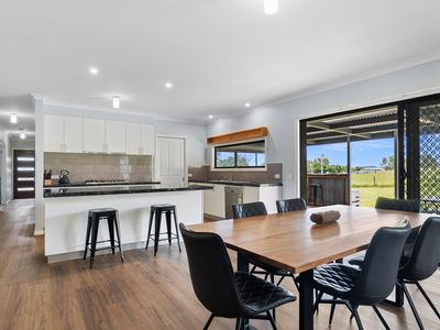 90 Hamilton Way, Lockwood South