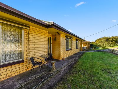 11 Hutchesson Street, Millicent