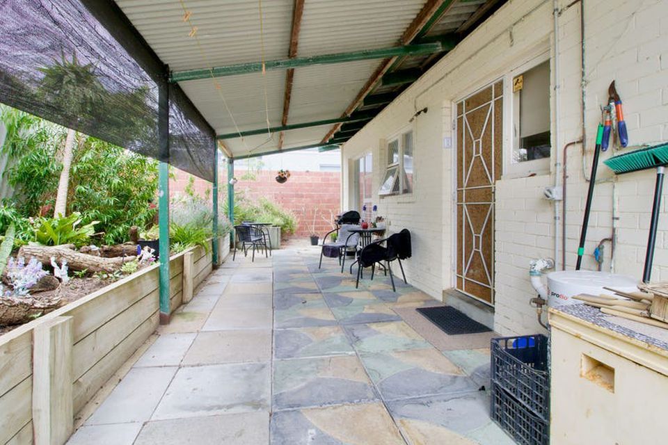 18 Liverpool Street , Shoalwater
