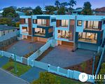 2 / 8 Thelma Avenue, Biggera Waters