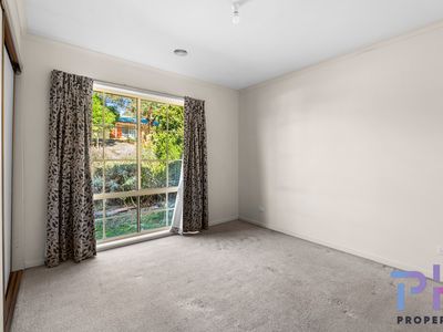 30 Pattison Drive, Kangaroo Flat