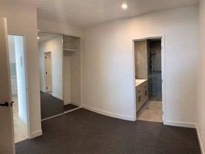 2514 / 864 Blackburn Road, Clayton