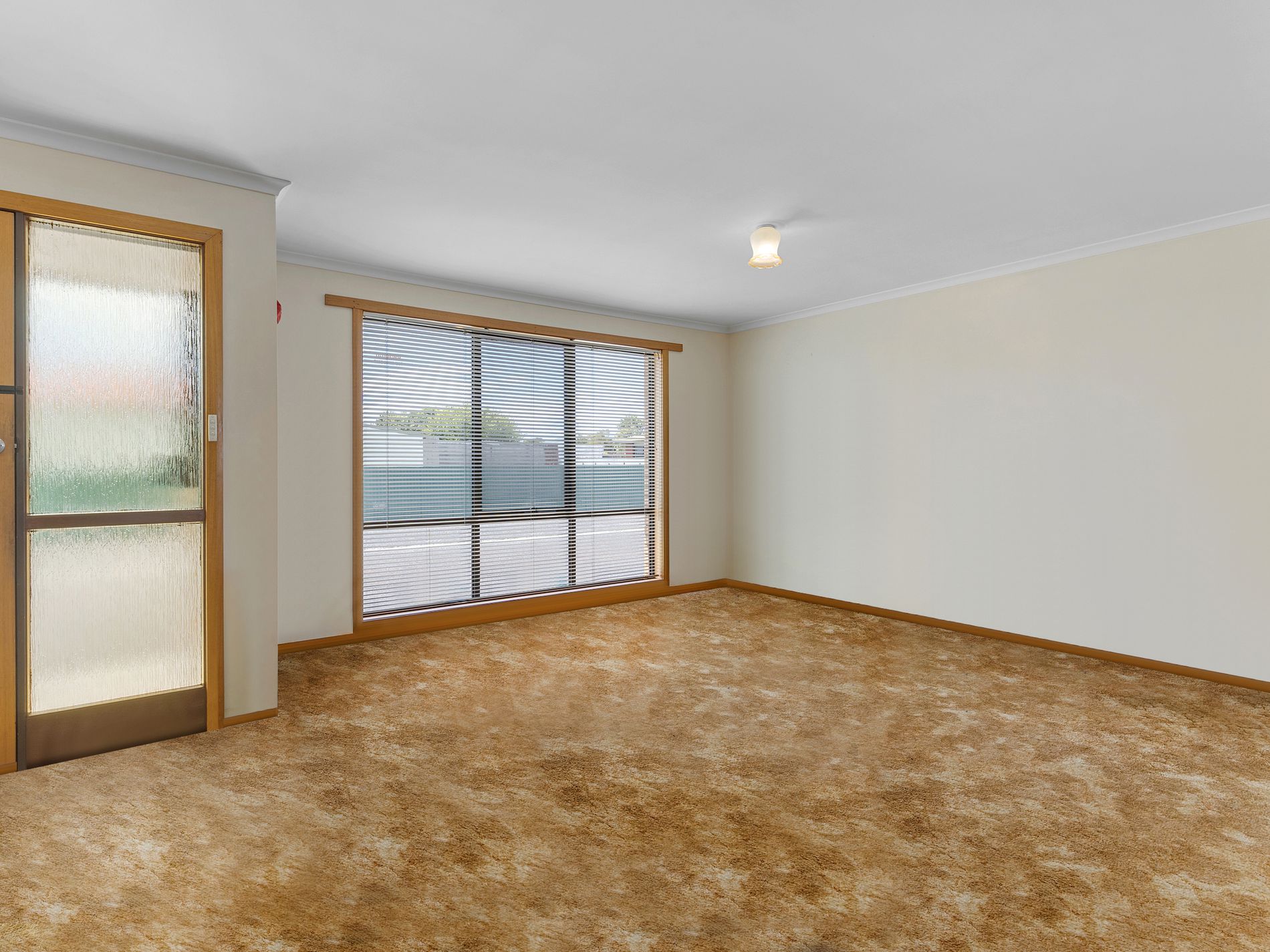 1 / 16 West Jenner Street, Wynyard