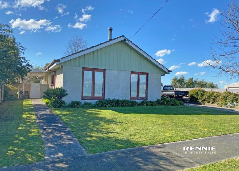 15 Quigley Street, Yinnar 15 Quigley Street, Yinnar