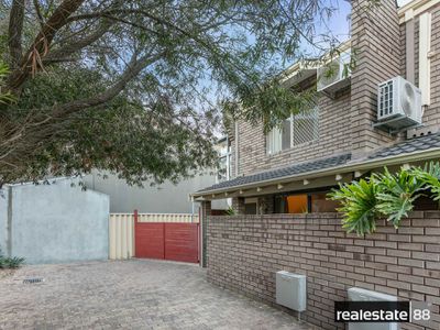 4 / 214 Carr Place, Leederville