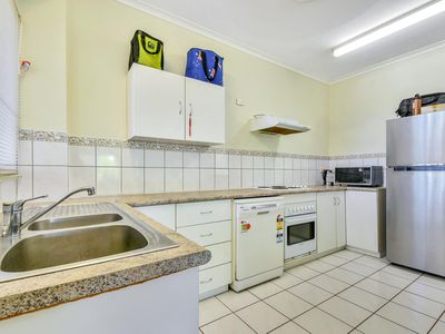 6 / 19 Mannikan Court, Bakewell