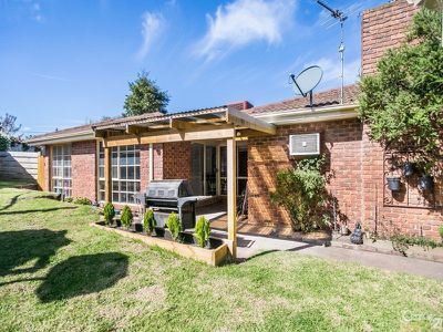 18 Sarah Place, Hampton Park