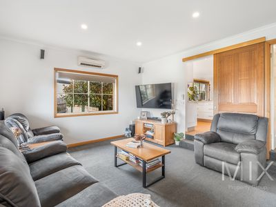 22 Thistle Down, Huntingfield