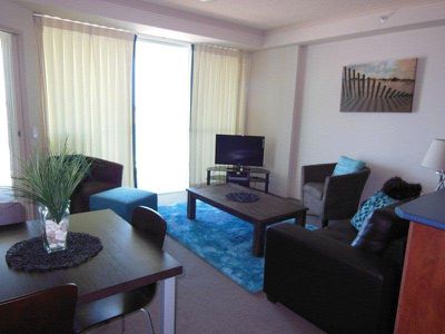 902 / 182 Marine Parade, Labrador
