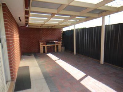 2 / 1 Narebar Street, Bell Park