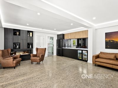 14 Telopea Place, Cordeaux Heights