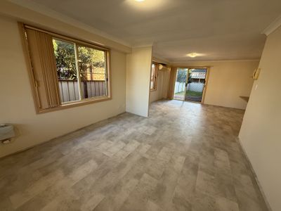 6A Tarago Place, Prestons