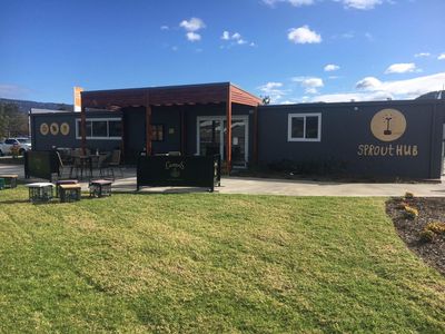 33 Brushgrove Circuit, Calderwood