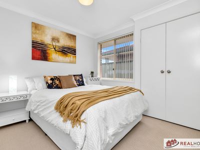 7 Barron Field Drive, Glenmore Park