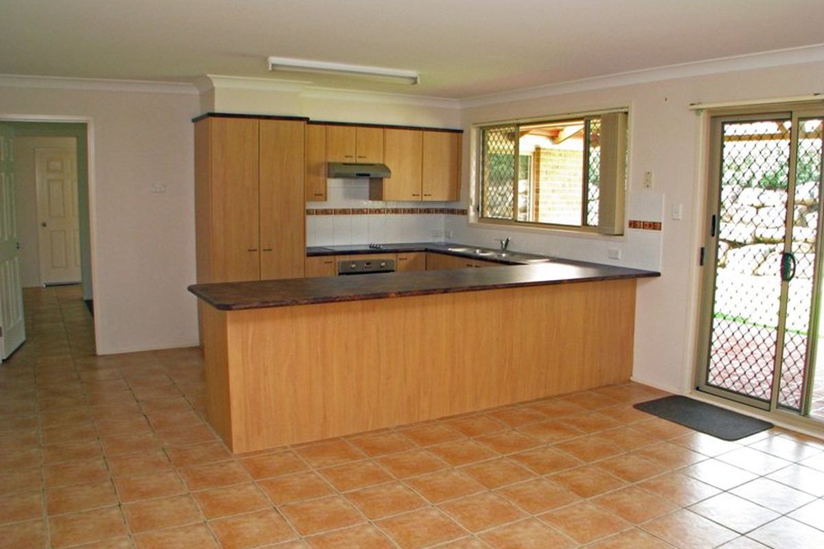 2 Abbey Close, Watanobbi