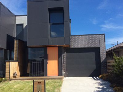 2 / 5 Martin Laurence Place, Port Fairy