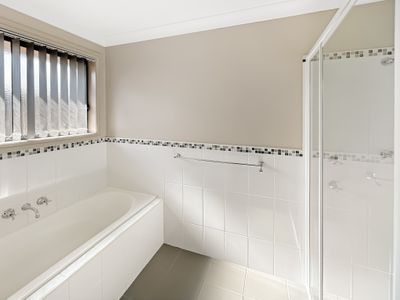 2B Thornett Place, Dubbo