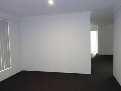 26 Wayfarer Road, Heathridge