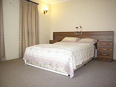 5 Clarinda Avenue, Springwood