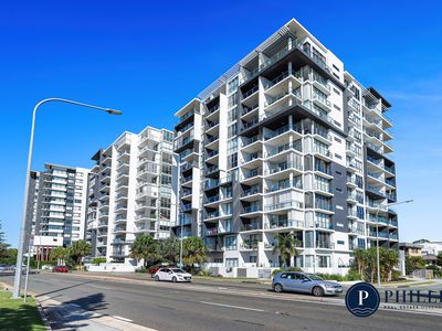 1204 / 388 Marine Parade, Labrador