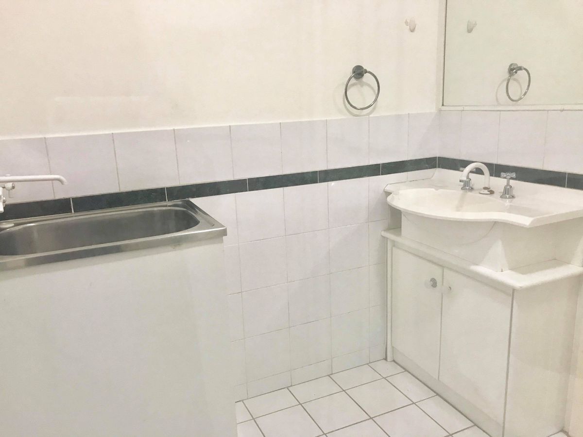 8 / 9 Bergin Street, Milton