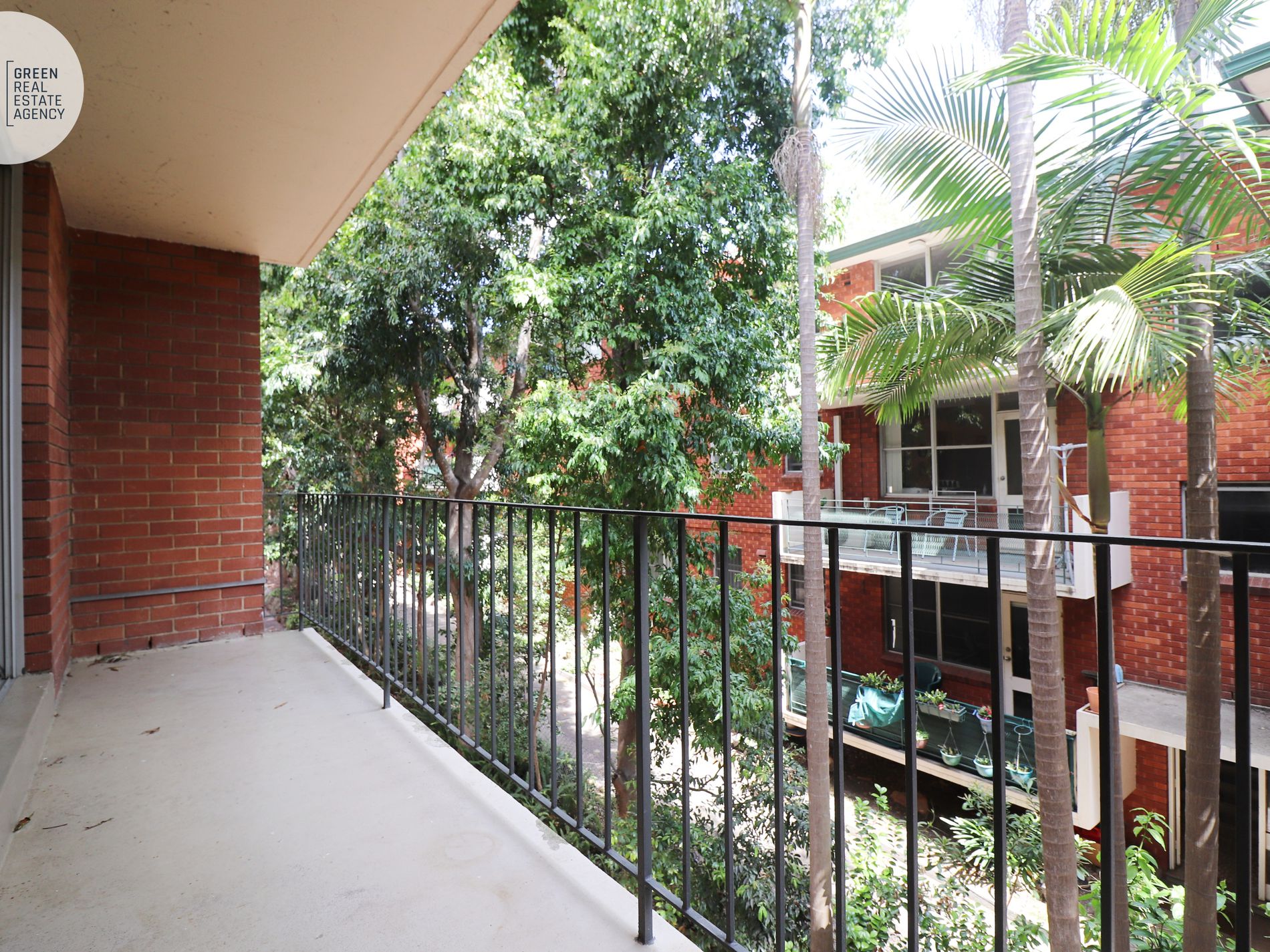 13/58 Meadow Crescent, Meadowbank