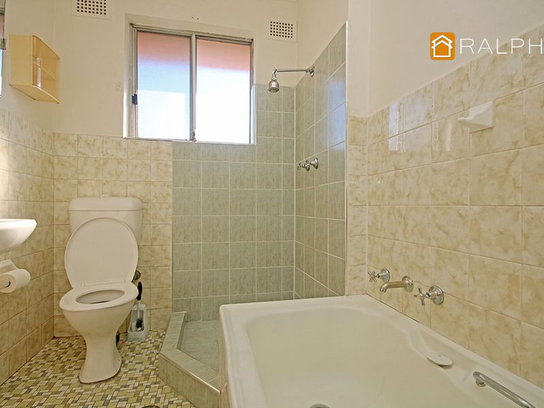 5 / 1 Flora Street, Roselands