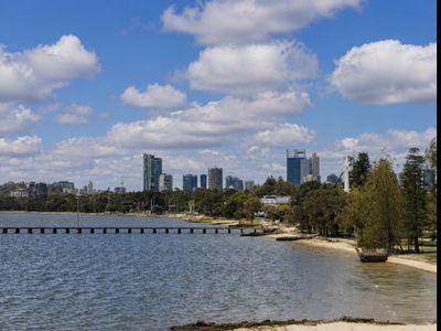 141C Melville Parade, Como