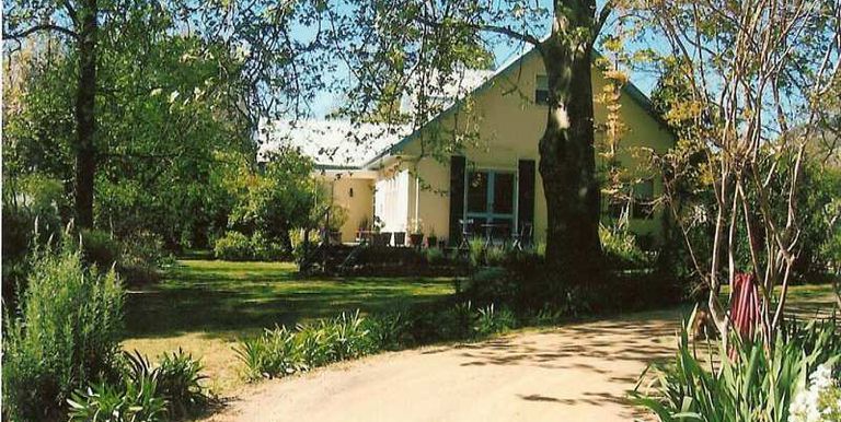 Long Gully Road, Violet Town