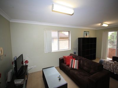 6 / 16 Henry Street, Parramatta